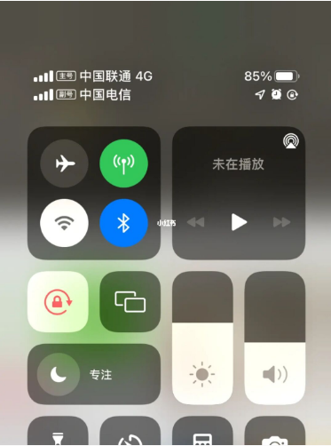 肃州苹果手机维修分享iPhone双卡信号解决办法 